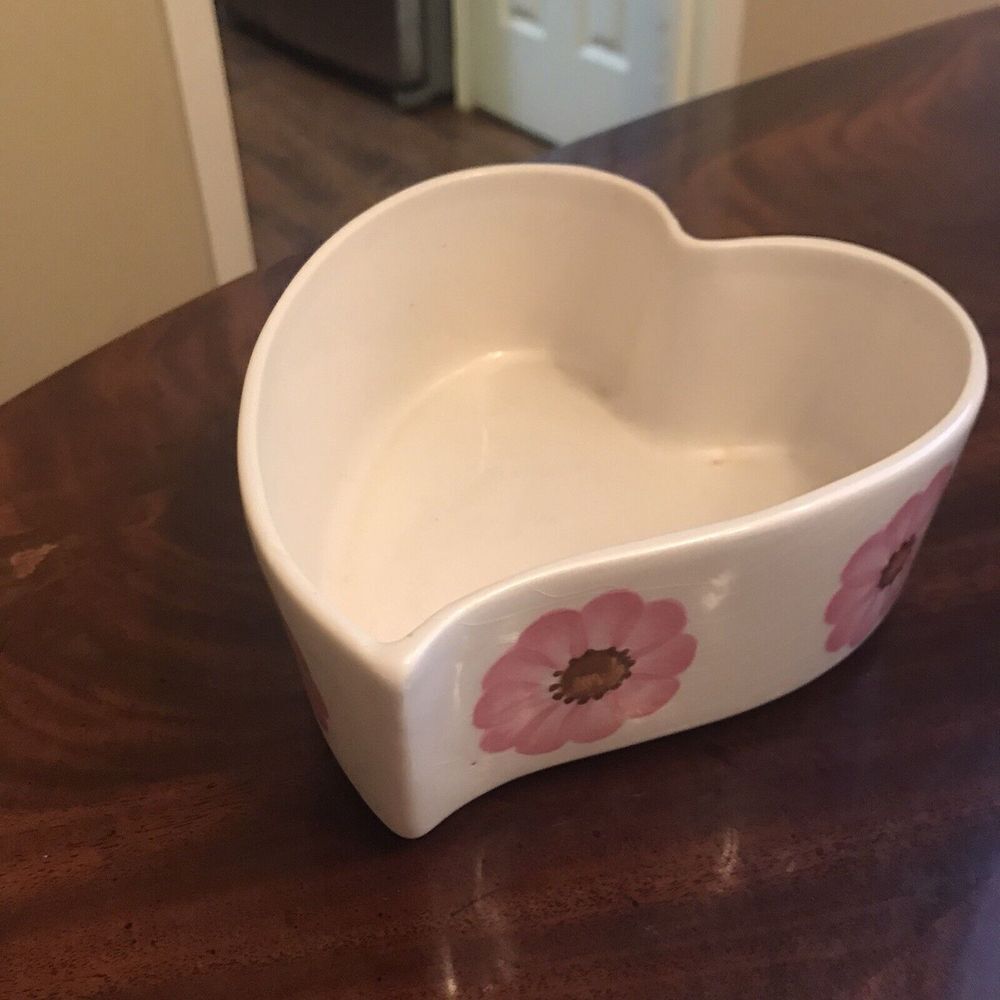 Heart Shaped Dish Pink Painted Flowers Made for FTD 1979 Great For Valentine